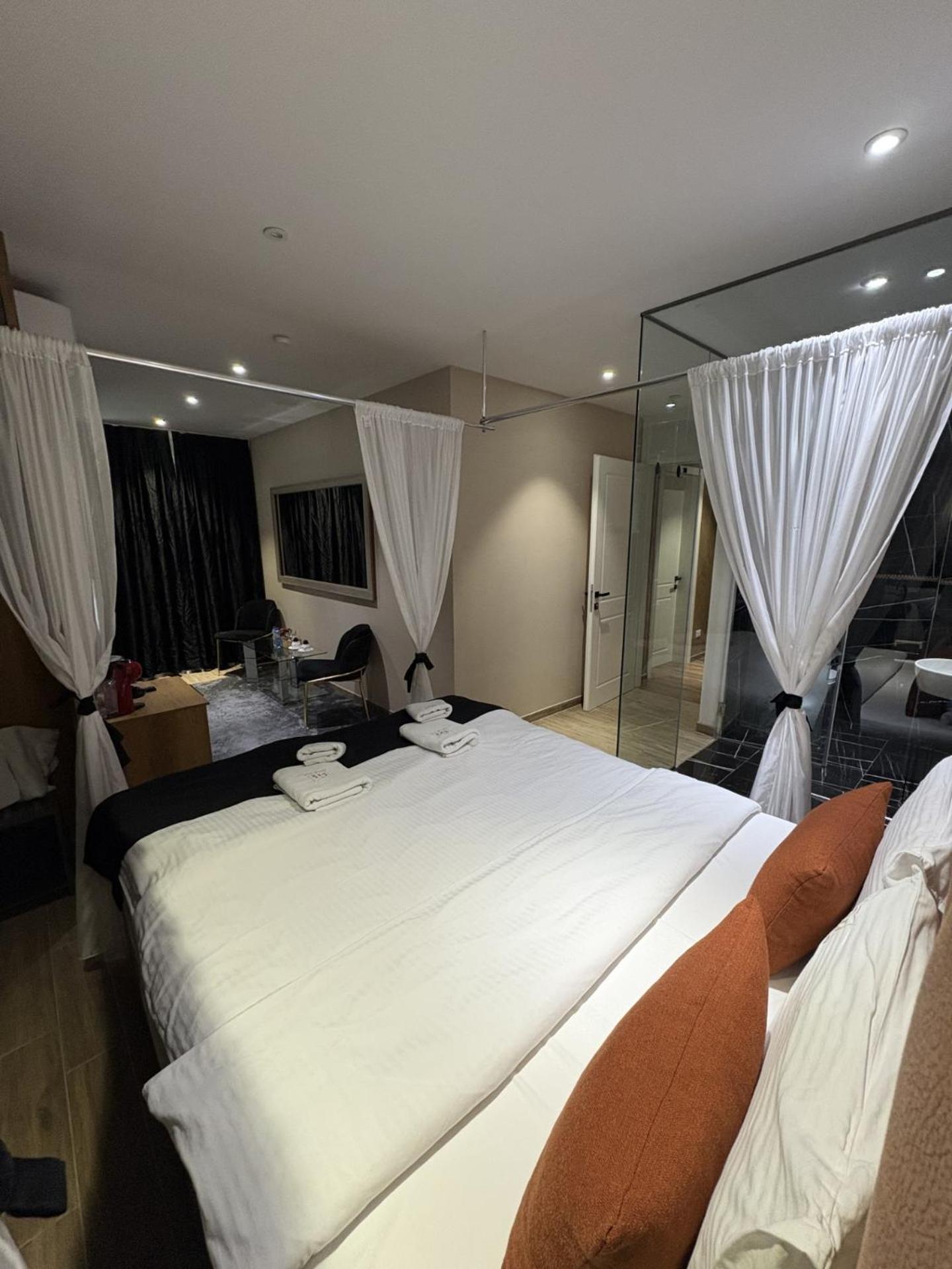 סטרוגה Comfort Hotel מראה חיצוני תמונה