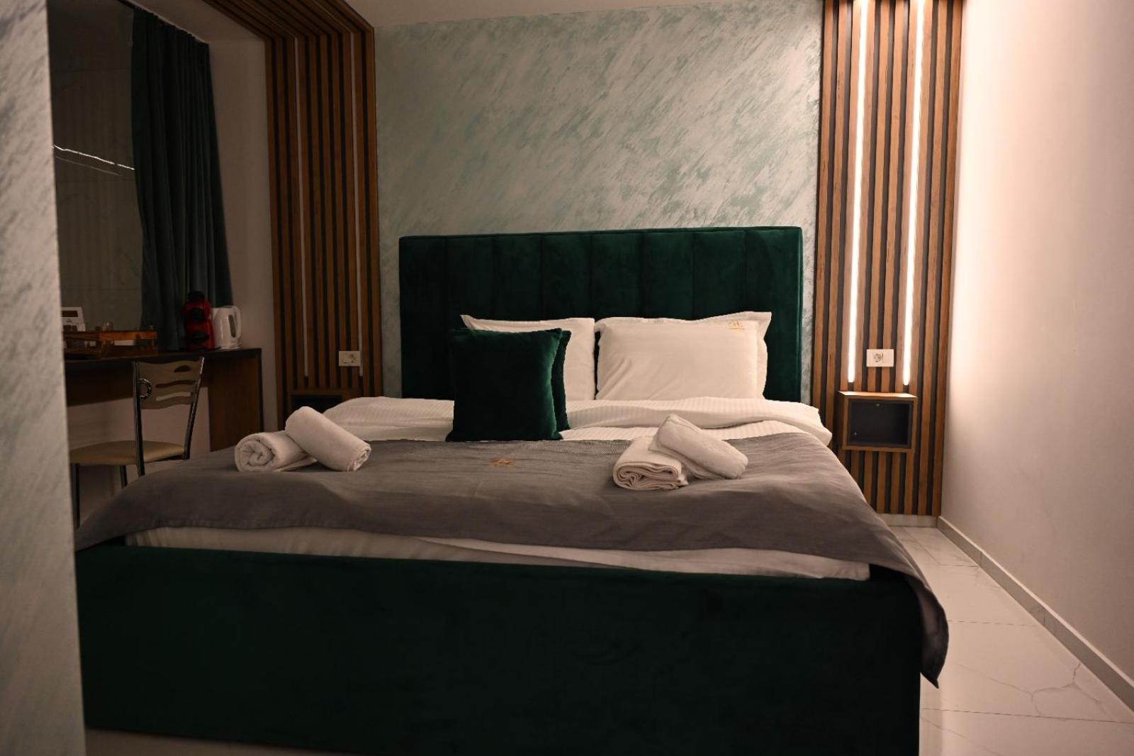 סטרוגה Comfort Hotel מראה חיצוני תמונה