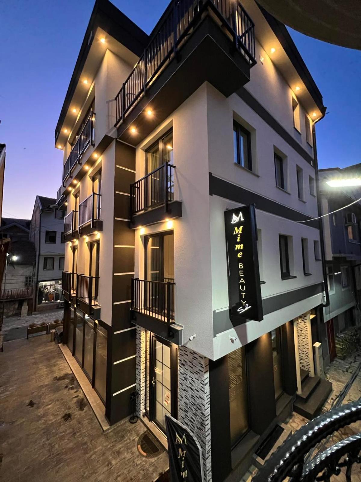 סטרוגה Comfort Hotel מראה חיצוני תמונה